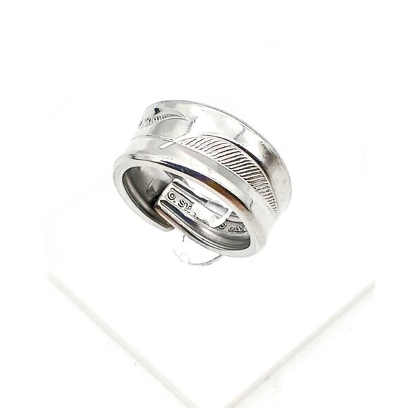 Vintage Mod Spoon Wrap Ring, Etched Stainless Bypass Ring, Unique Gift - Picture 2 of 4